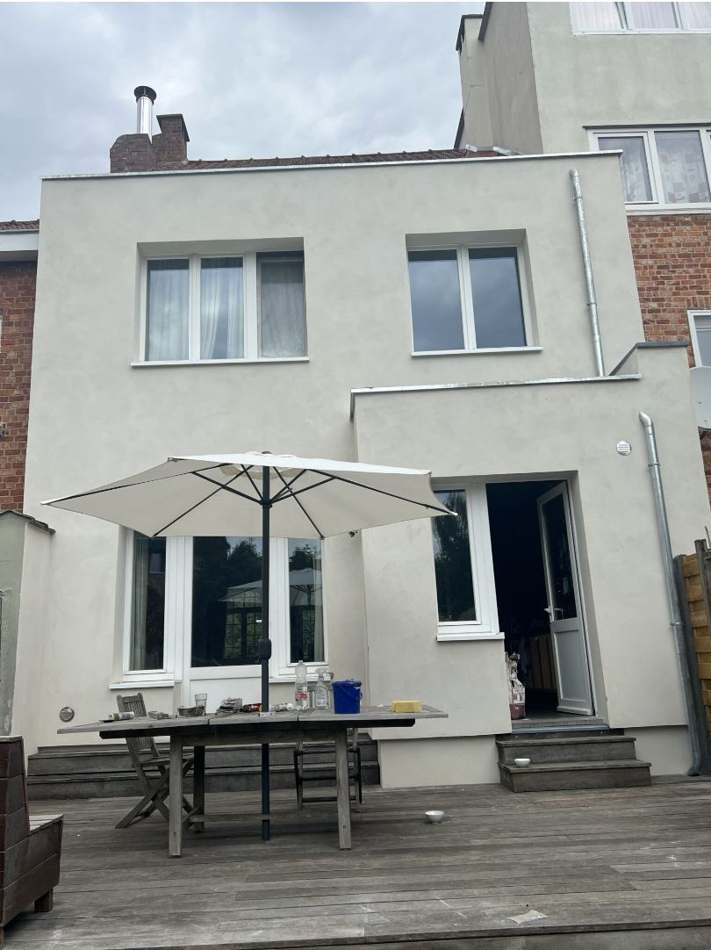 Terrasse et façade arrière rénovée — H Groupe